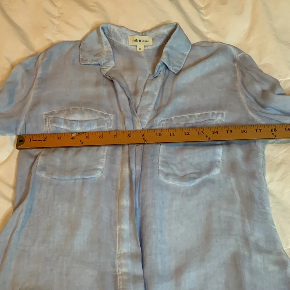 Cloth & Stone Anthropology Blue Button Down Shirt Roll Tab Sleeve Women’s XSmall_13